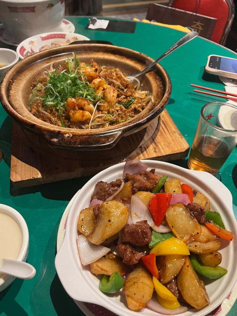 女人街食飯公司